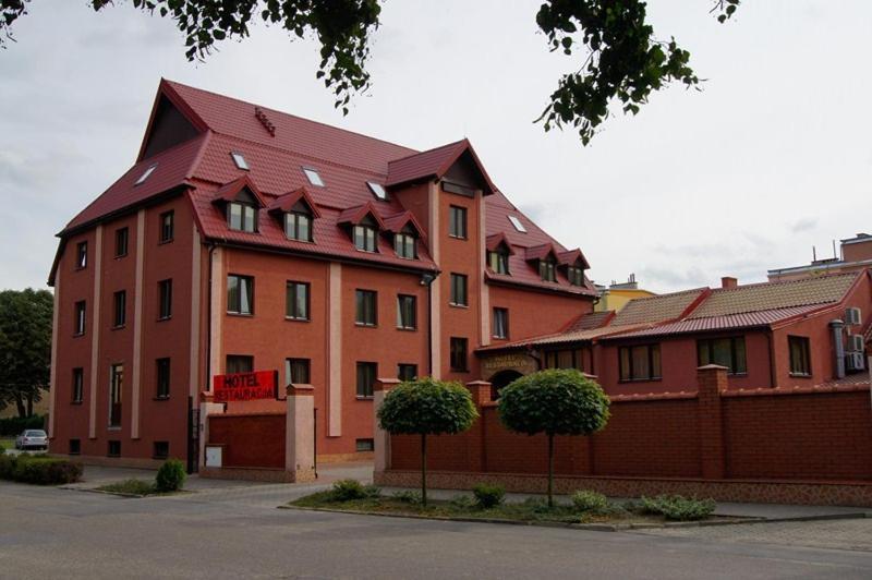 Hotel Krystyna Szczytno  Exteriör bild