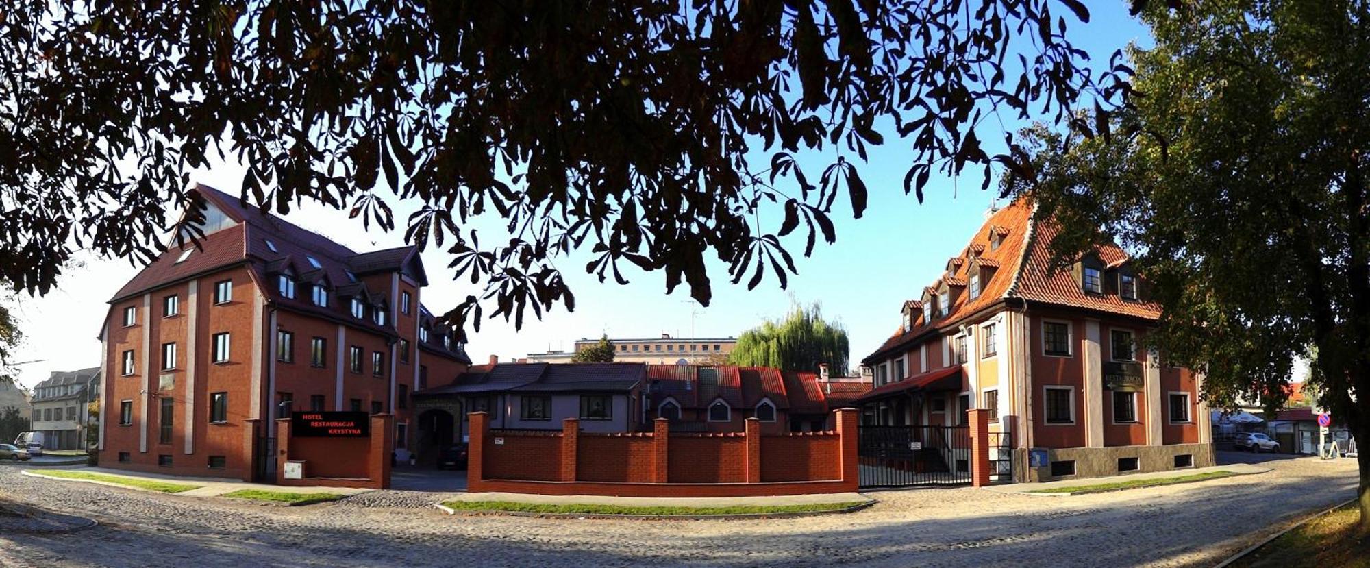 Hotel Krystyna Szczytno  Exteriör bild